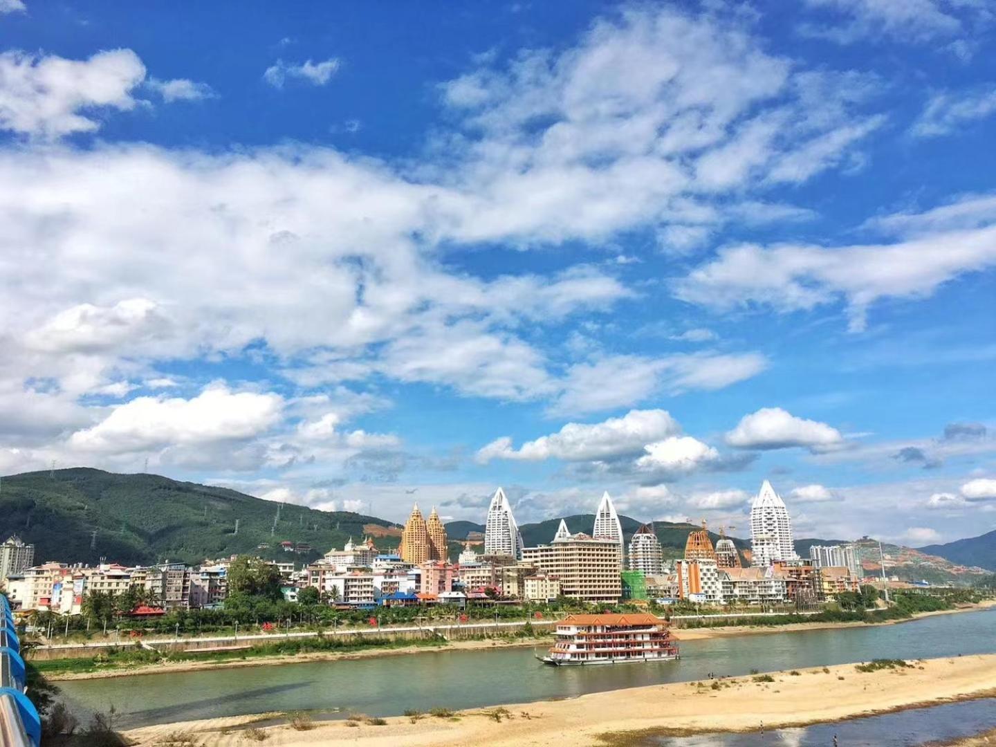Doudou Meilan Fengqing Inn Jinghong Exteriér fotografie